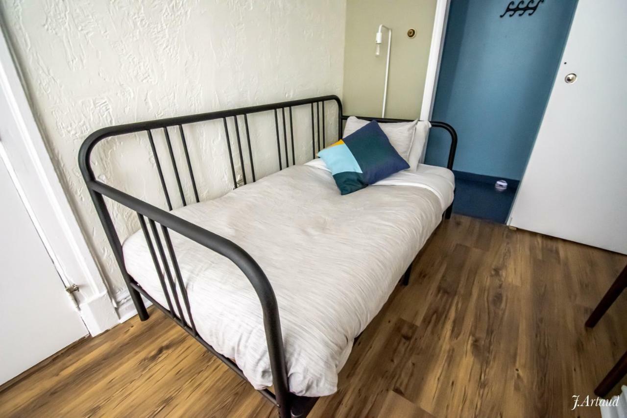 Hostel Auberge Du Plateau Montreal Zewnętrze zdjęcie